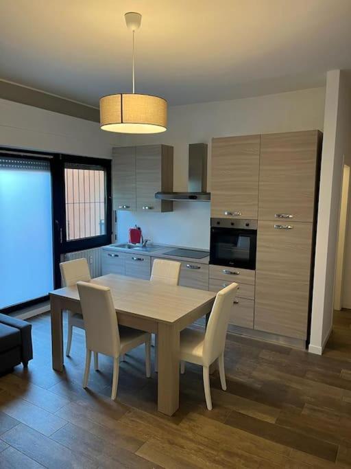 Residenza Dg Appartement Segrate Buitenkant foto
