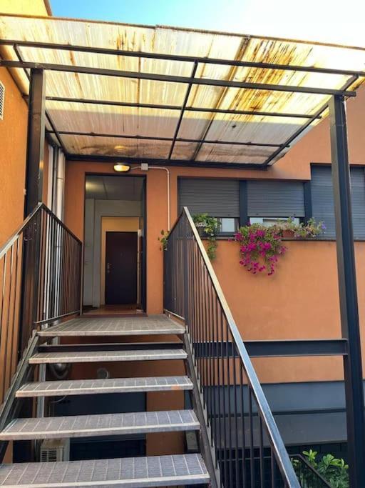 Residenza Dg Appartement Segrate Buitenkant foto